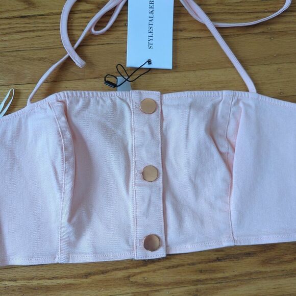 Revolve Stylestalker Niki Halter Crop Top - Picture 4 of 5